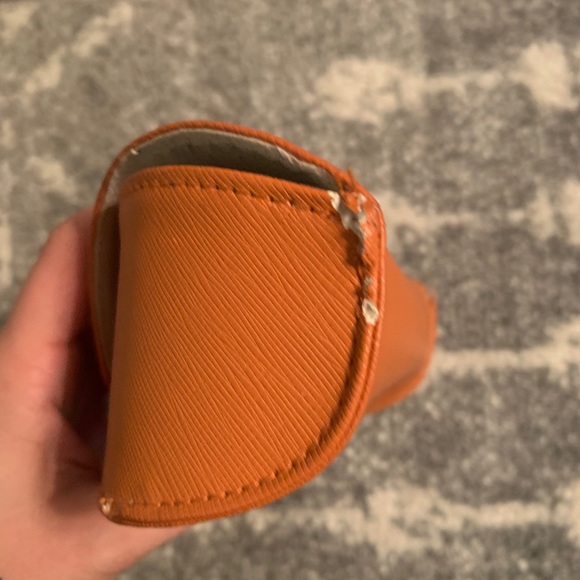 SOLD!!! Tory Burch Black Sunglasses - Picture 7 of 9